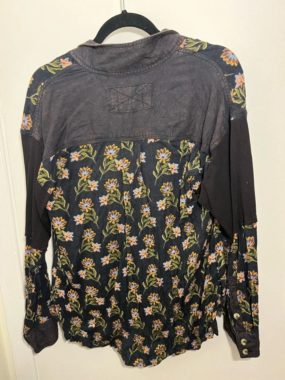Free People We The Free Summer of Surf Pullover Button Henley Top - Picture 11 of 15
